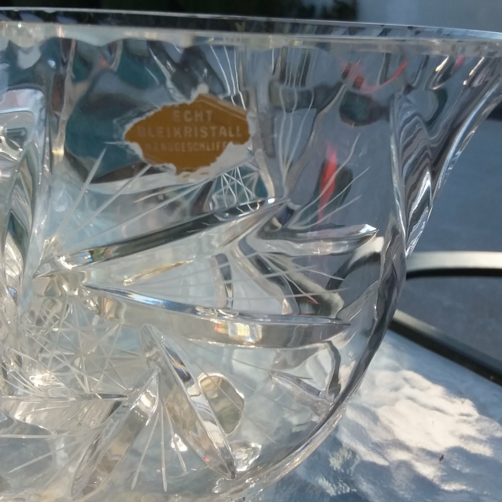 Handcut German Crystal Cornucopia - Picture 6 of 7